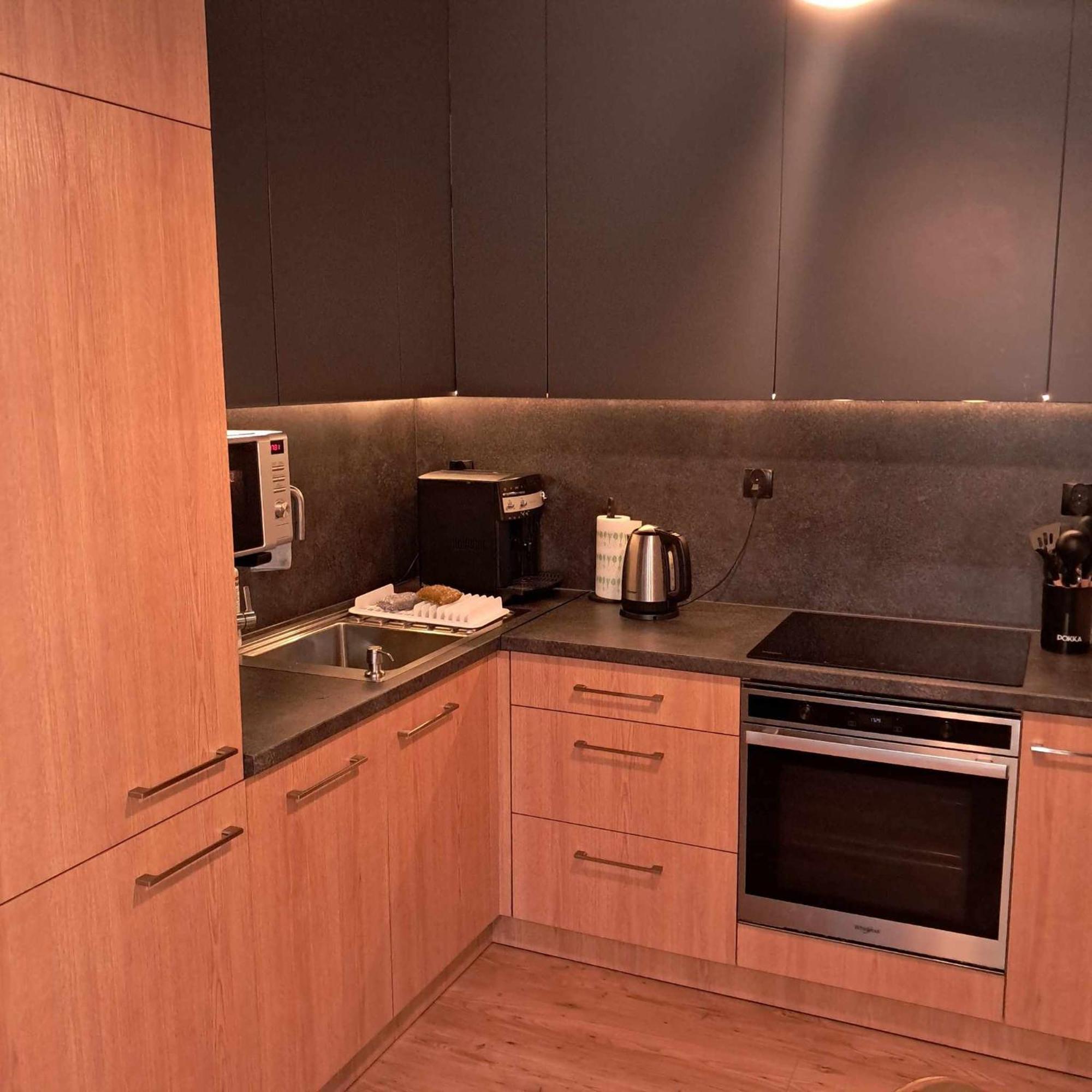 Apartament Julia 1-4 Os Starowapiennikowa 42A Z Balkonem Ze Sniadaniem Kontynentalnym Kielce Eksteriør billede