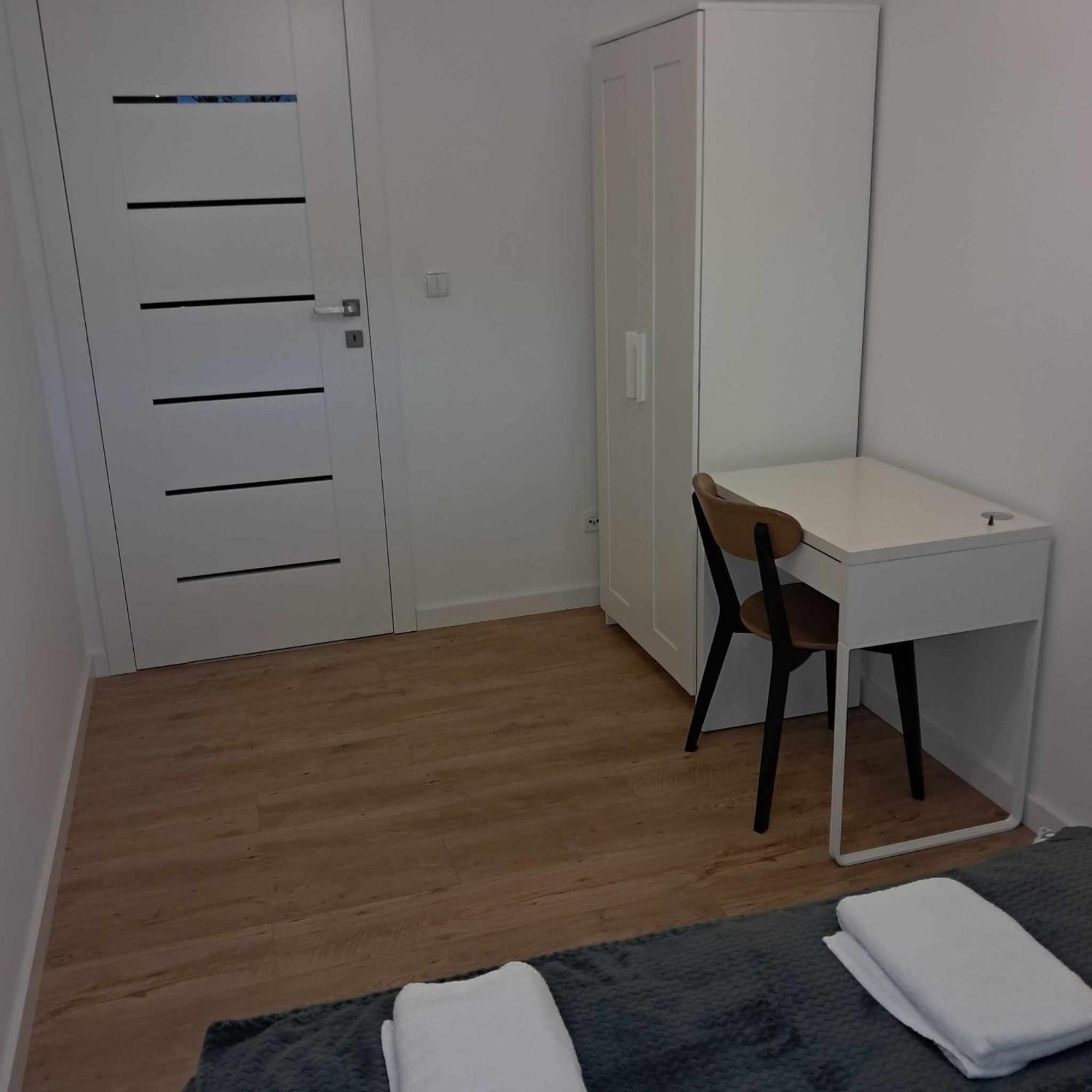 Apartament Julia 1-4 Os Starowapiennikowa 42A Z Balkonem Ze Sniadaniem Kontynentalnym Kielce Eksteriør billede