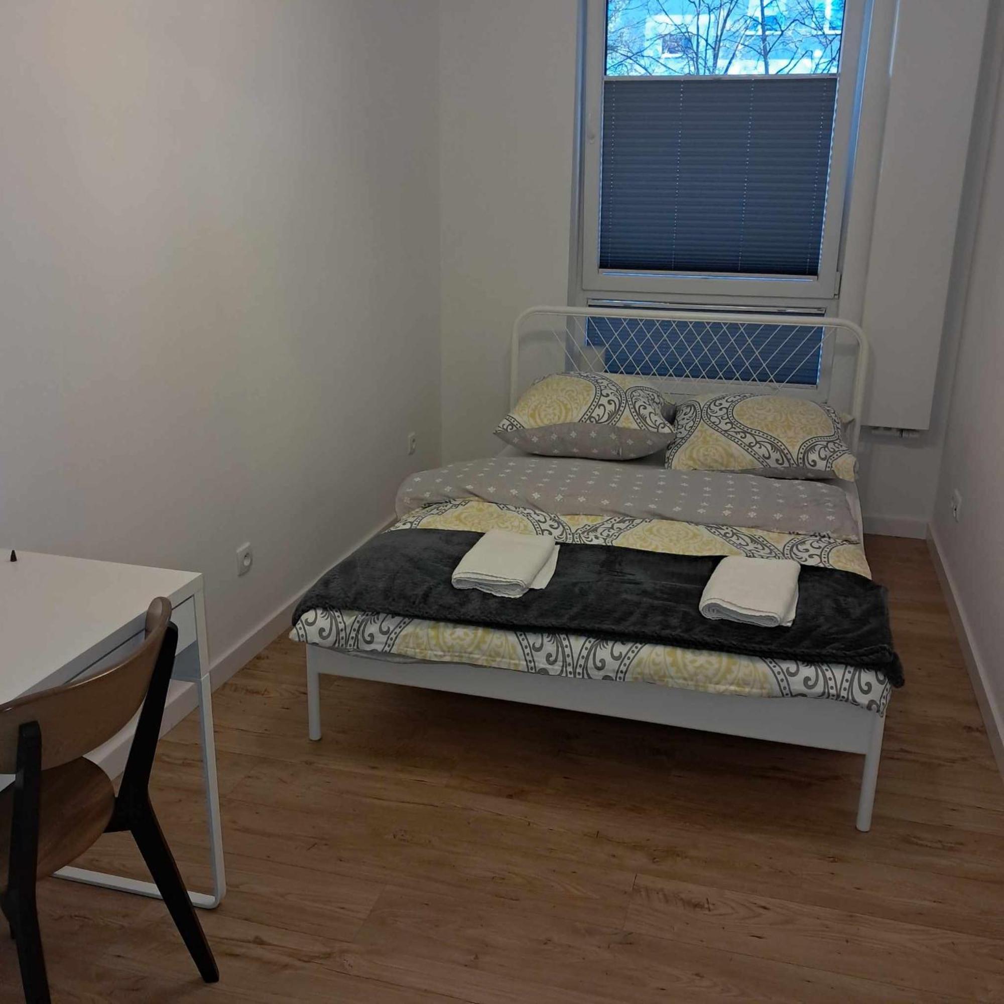 Apartament Julia 1-4 Os Starowapiennikowa 42A Z Balkonem Ze Sniadaniem Kontynentalnym Kielce Eksteriør billede